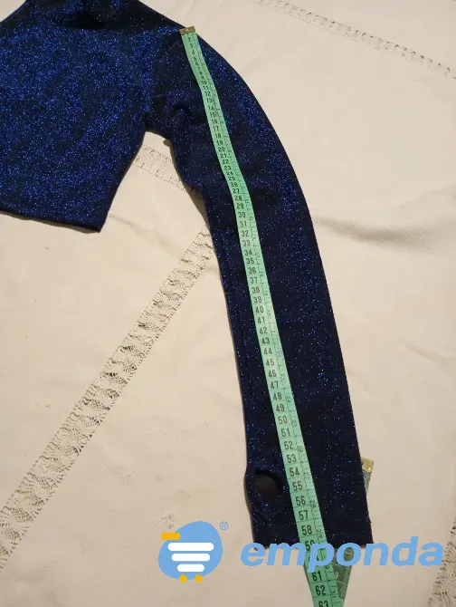 Top de fiesta, media polera, lurex azul. Nueva Floresta - imagen 3