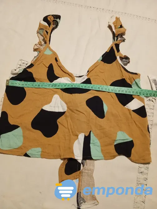 Top musculosa, con volado, espalda abierta. Nueva Floresta - imagen 2