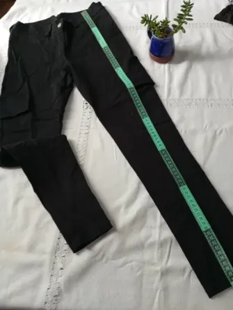 Pantalon cargo de gabardina elastizada (Nuevo s/etiq) Floresta