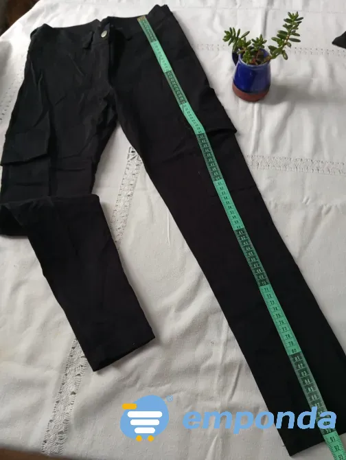 Pantalon cargo de gabardina elastizada (Nuevo s/etiq) Floresta - imagen 2