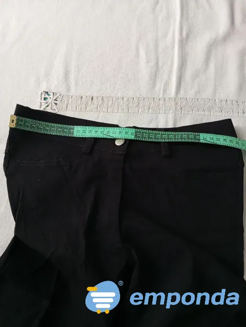 Pantalon cargo de gabardina elastizada (Nuevo s/etiq) Floresta - imagen 3