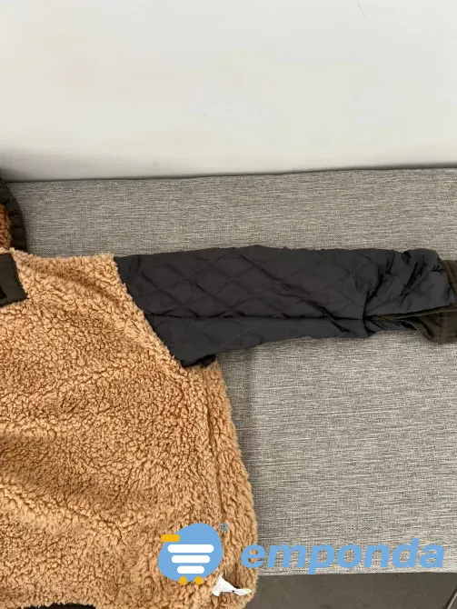 Campera abrigada Rip Curl verde. Talle 16. Usada-como nueva Villa Devoto - imagen 3