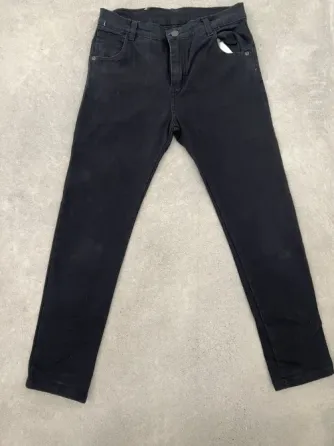 Pantalón de vestir negro, marca compacto Villa Devoto