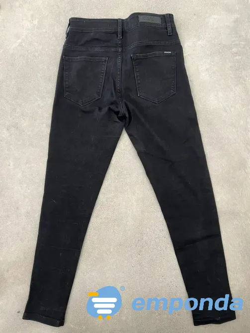 Pantalpn Negro de vestie, marca volcom Villa Devoto - imagen 2