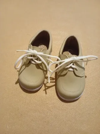 Zapato bebe, tipo comunion. IMPECABLE Floresta