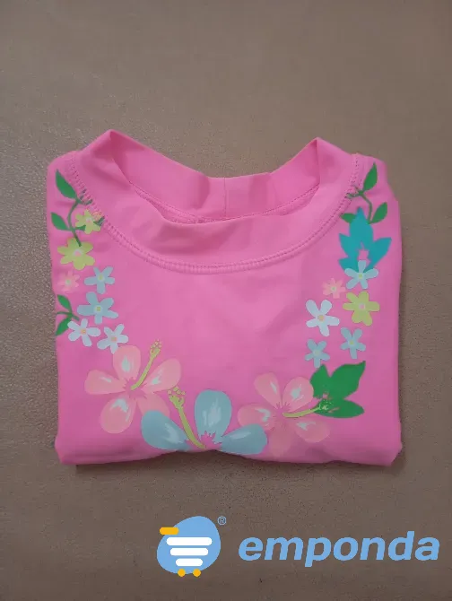 Remera tipo natacion de bebe. IMPECABLE Floresta - imagen 4