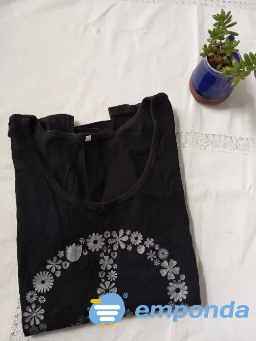 Remera de algodon "Paz". IMPECABLE Floresta - imagen 4