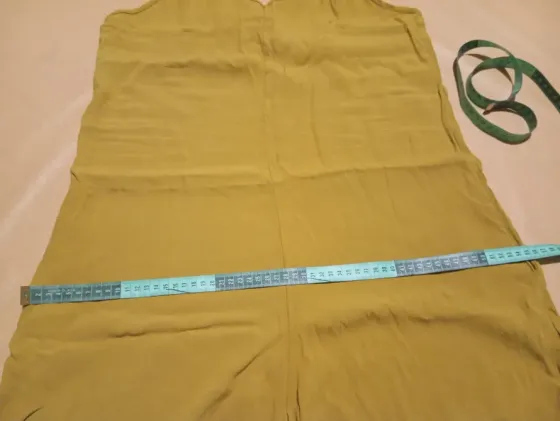 Mono de mujer “Cuesta Blanca”. Impecable Floresta