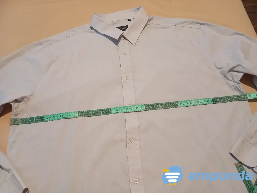 Camisa de hombre muy amplia. IMPECABLE Floresta - imagen 2