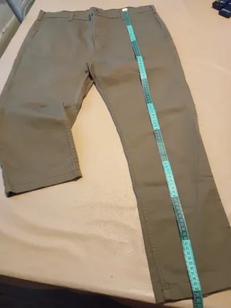 Pantalon de jean marron claro semi elastizado “Levis” Floresta