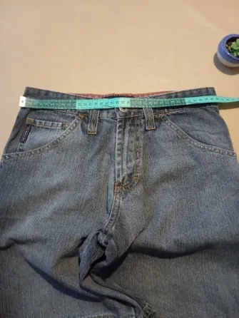 Bermuda Kevingston, talle 14. Impecable Floresta