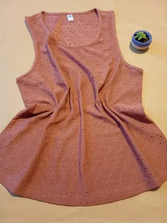 Musculosa evase calada. Marca Ver Floresta