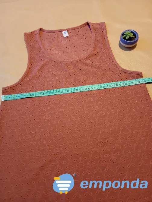 Musculosa evase calada. Marca Ver Floresta - imagen 2