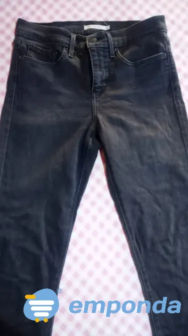Jeans Levis Talle 27 San Miguel - imagen 4