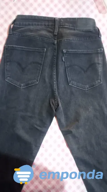 Jeans Levis Talle 27 San Miguel - imagen 3
