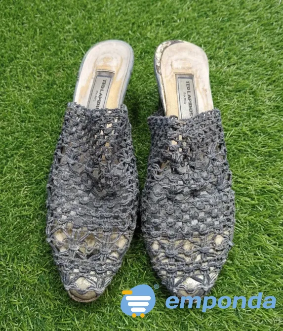 Zuecos De Mujer Importada Colegiales - imagen 1