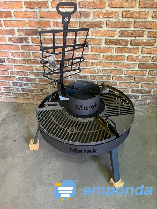 Parrilla Fogonero Asador con estaca regulable Zárate - imagen 1