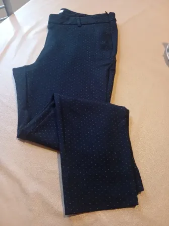 Pantalon tobillero, elegante. Impecable Floresta