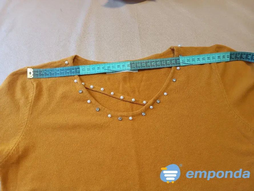 Sweater con perlas en escote Floresta - imagen 3