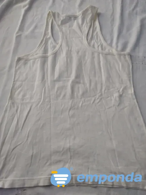 Musculosa espalda deportiva, rostro de mujer Floresta - imagen 3