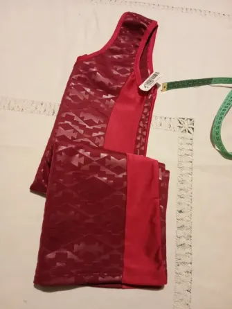 Vestido corto, combinado, nudo en espalda. Nuevo Floresta