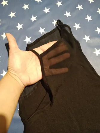 Remera mangas de gasa y hombros descubiertos. IMPECABLE Floresta