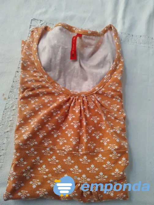 Remera larga, manga volado y lazo para atar atras Floresta - imagen 4