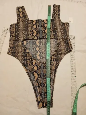 Body estampado, abertura en abdomen. Nuevo Floresta