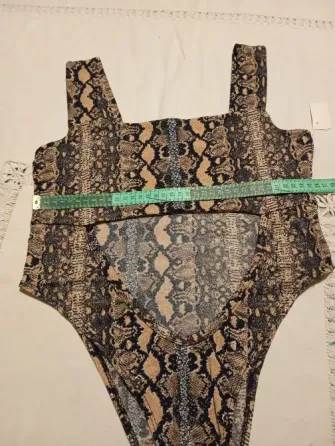 Body estampado, abertura en abdomen. Nuevo Floresta