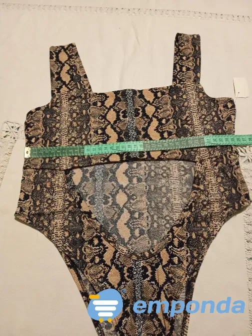 Body estampado, abertura en abdomen. Nuevo Floresta - imagen 2