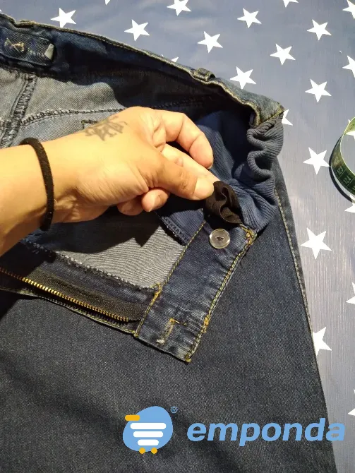 Pantalon rigido clasico de Jean, estilo maternal. IMPECABLE Floresta - imagen 7