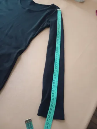 Vestido tubo manga larga. IMPECABLE Floresta