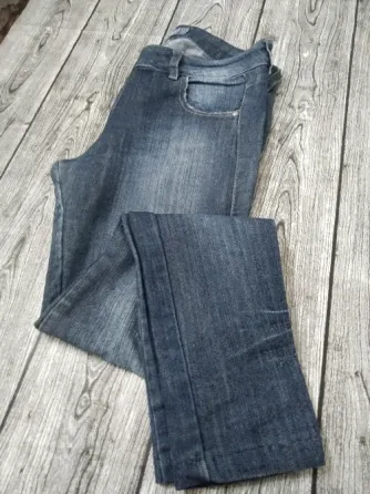 Jean, pantalon semi elastizado, semi chupin “I. Bussa” Floresta