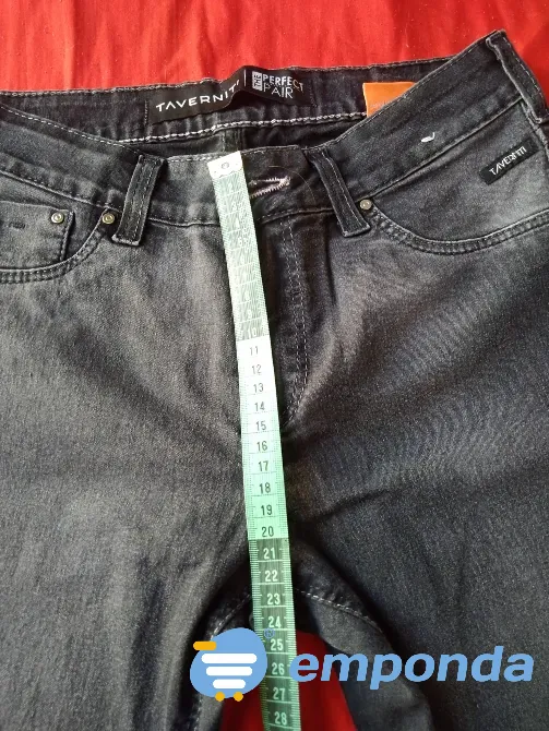 Jean, pantalon elastizado “Taverniti”. Tiro medio. IMPECABLE Floresta - imagen 4