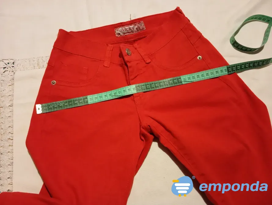 Pantalon de jean, semi elastizado, tiro bajo. NUEVO Floresta - imagen 3