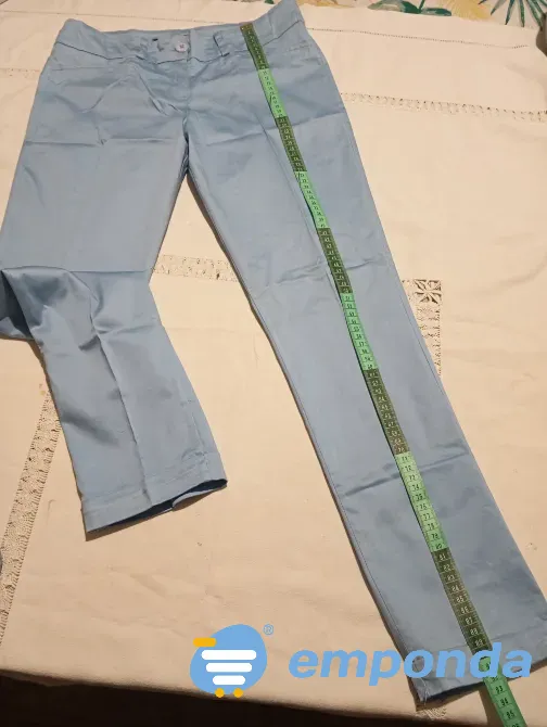 Pantalon tobillero, tipo de vestir, celeste. Nuevo Floresta - imagen 1