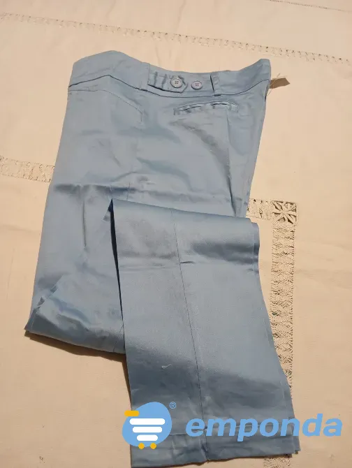 Pantalon tobillero, tipo de vestir, celeste. Nuevo Floresta - imagen 5