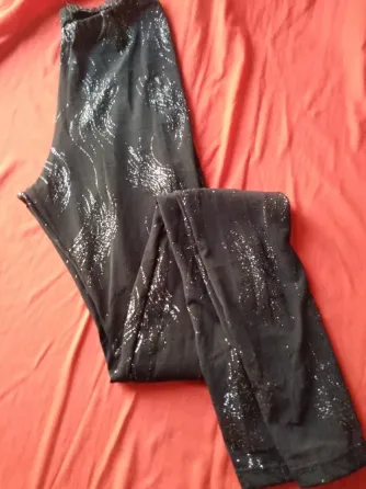 Calza de fiesta con brillo. IMPECABLE Floresta