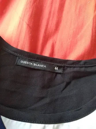 Blusa, camisola tricolor de mangas ¾. “Cuesta Blanca" Floresta