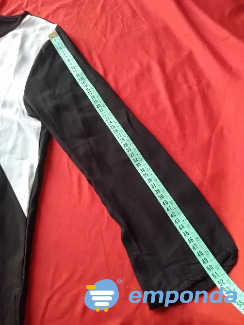 Blusa, camisola tricolor de mangas ¾. “Cuesta Blanca" Floresta - imagen 4