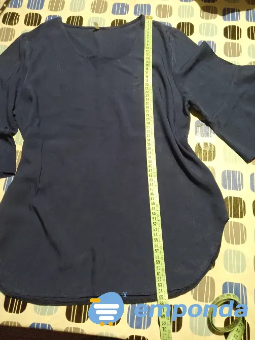 Camisola, blusa azul, escote redondo Floresta - imagen 1