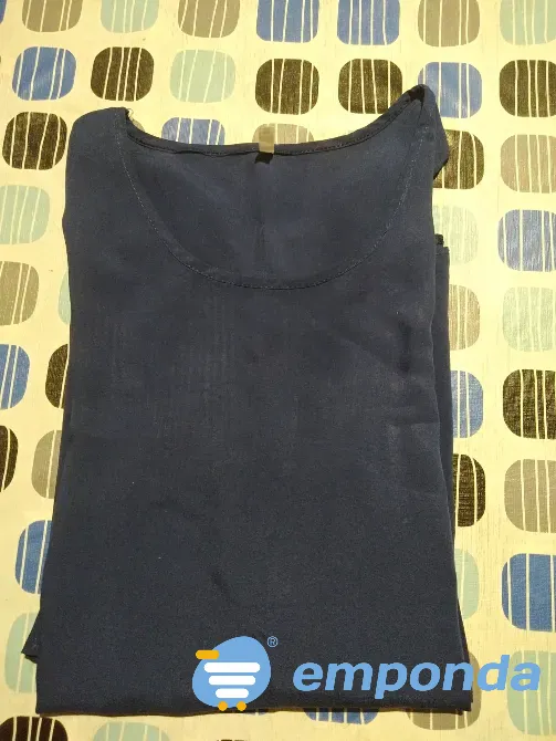 Camisola, blusa azul, escote redondo Floresta - imagen 5