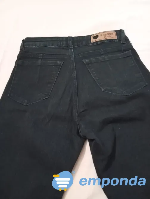 Pantalon, jean chupin semi elastizado. IMPECABLE Floresta - imagen 6