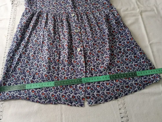 Musculosa, camisola super fresca estampada. IMPECABLE Floresta