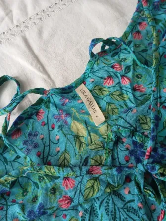 Camisola, vestido hombros descubiertos, hermoso diseño Floresta