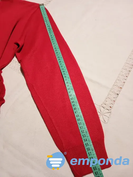 Sweater, saquito escote redondo super fino. IMPECABLE Floresta - imagen 4