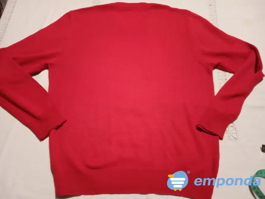 Sweater, saquito escote redondo super fino. IMPECABLE Floresta - imagen 5