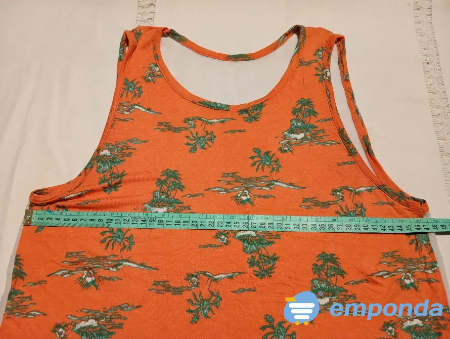 Musculosa combinada, espalda transparente. IMPECABLE Floresta - imagen 2