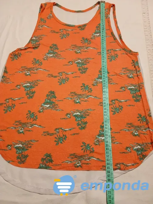 Musculosa combinada, espalda transparente. IMPECABLE Floresta - imagen 1