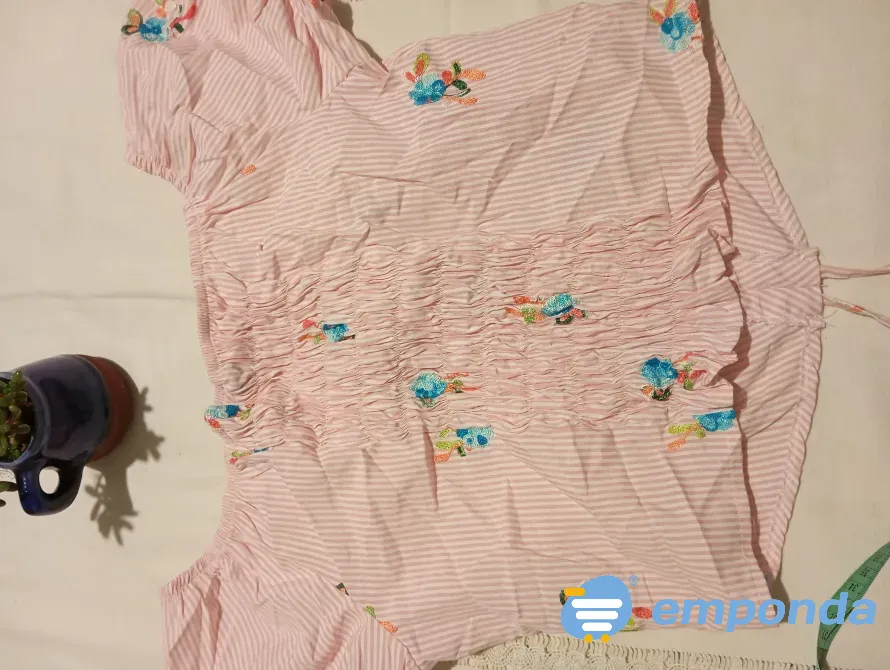 Top rayadito rosa, con frunce y espalda elastizada Floresta - imagen 4